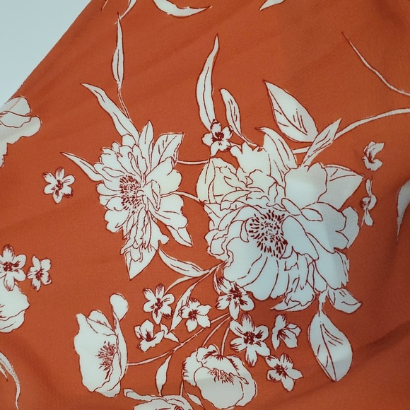 Studio By Bobeau Faux Wrap Top Coral Florals M - Picture 9 of 10